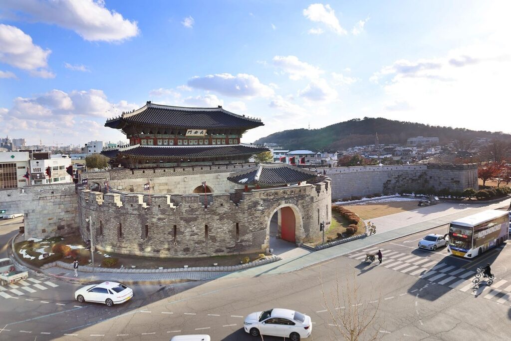 수원