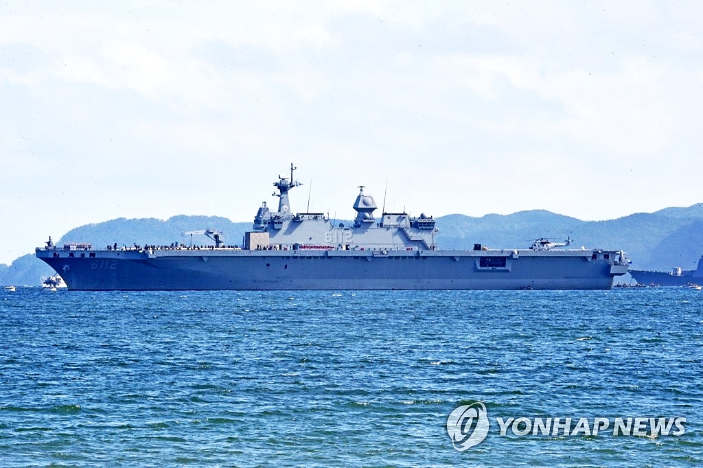 "일본·중국 전혀 부럽지 않다" …여태껏 본 적 없는 韓 해군의 '특급 전력', 어마어마한 정체 봤더니 5 유무인 전력 모함