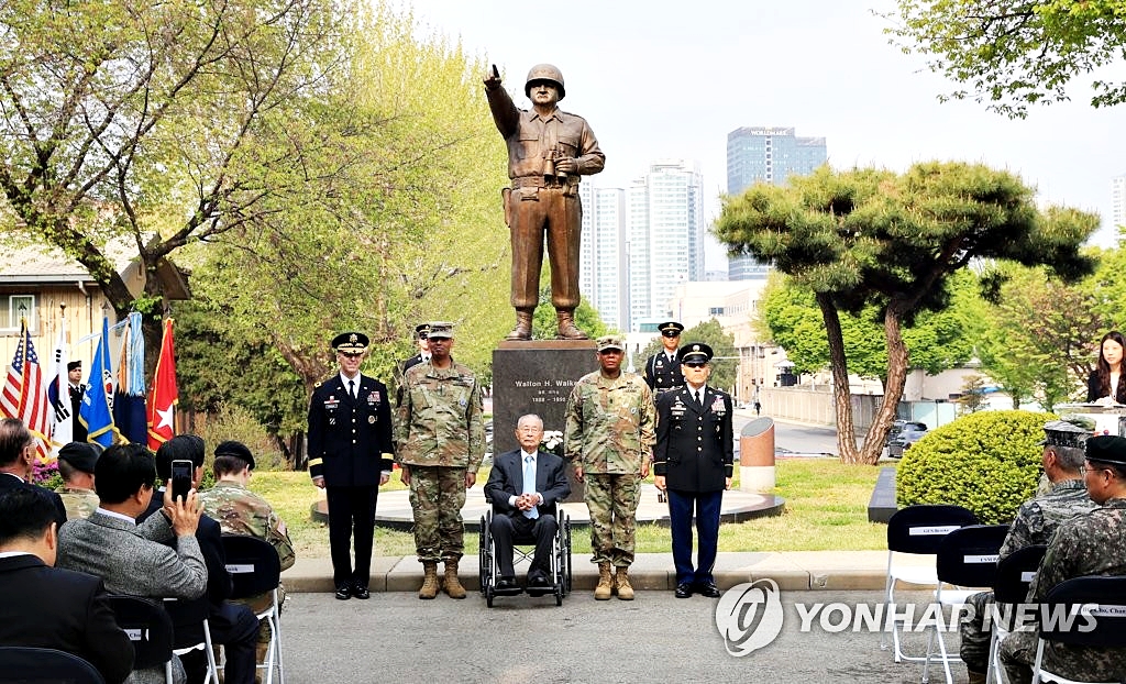 "한국을 구한 건 맥아더가 아니었다?" …75년 전 '숨겨진 영웅', 후손들 이야기 들어 보니 4 워커 장군