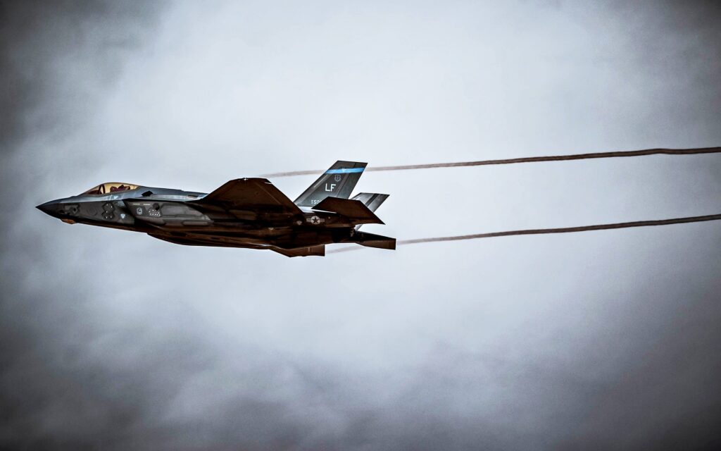 "기어이 미국이 칼을 뽑아 들었다" …사령부에서 날아온 하나의 명령, 中은 무서워서 '벌벌' 5 정밀 타격 시범