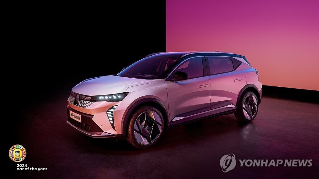 르노 잘 나가는 줄 알았더니 "이게 무슨 날벼락"…결국 '100대'도 못 팔았다, '깜짝' 2 전기차 시장 전쟁