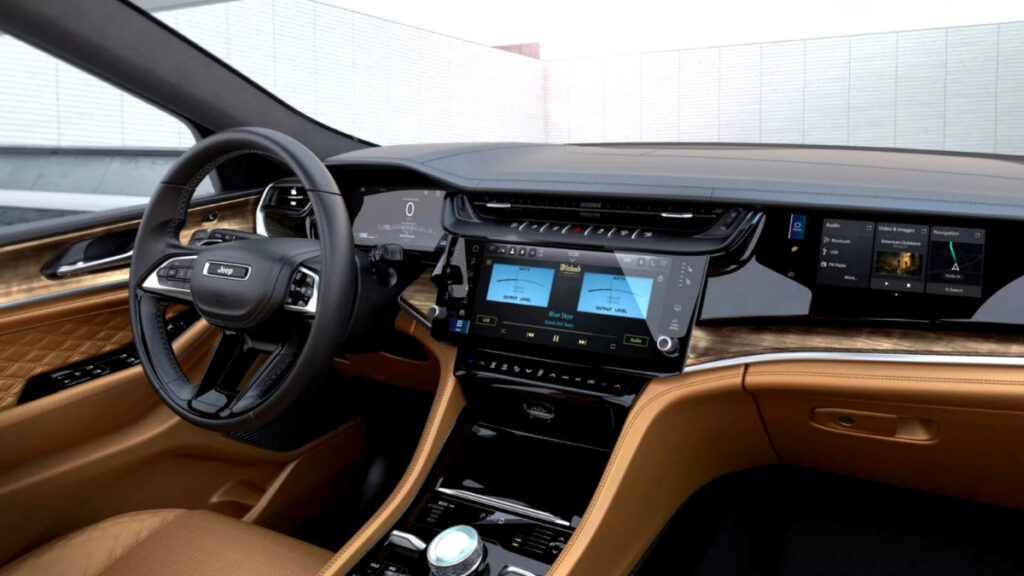 "팰리세이드랑 비교가 안 되네", "'기본 옵션'이 이 정도?"…신차 모습에 '감탄만' 1 지프 그랜드 체로키