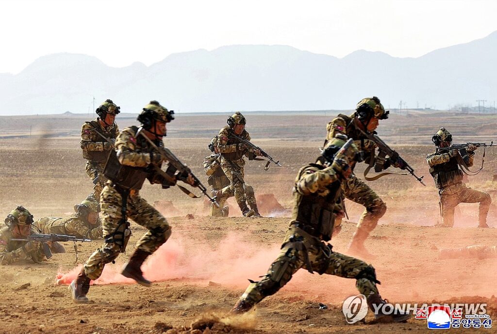 "대체 왜 북한군이 거기서 나와?" …충격적 움직임에 국제 사회 '화들짝', 우려했던 최악 사태가 2 북한군