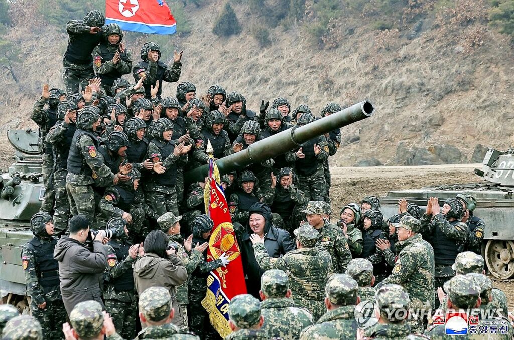 "대체 왜 북한군이 거기서 나와?" …충격적 움직임에 국제 사회 '화들짝', 우려했던 최악 사태가 5 북한군
