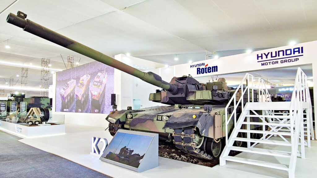 "한국 무기 사기 위해 15년 세월도 버티겠다" …전차·장갑차 싹쓸이 발표한 '이 나라', 대체 몇 대야? 2 K-2 전차