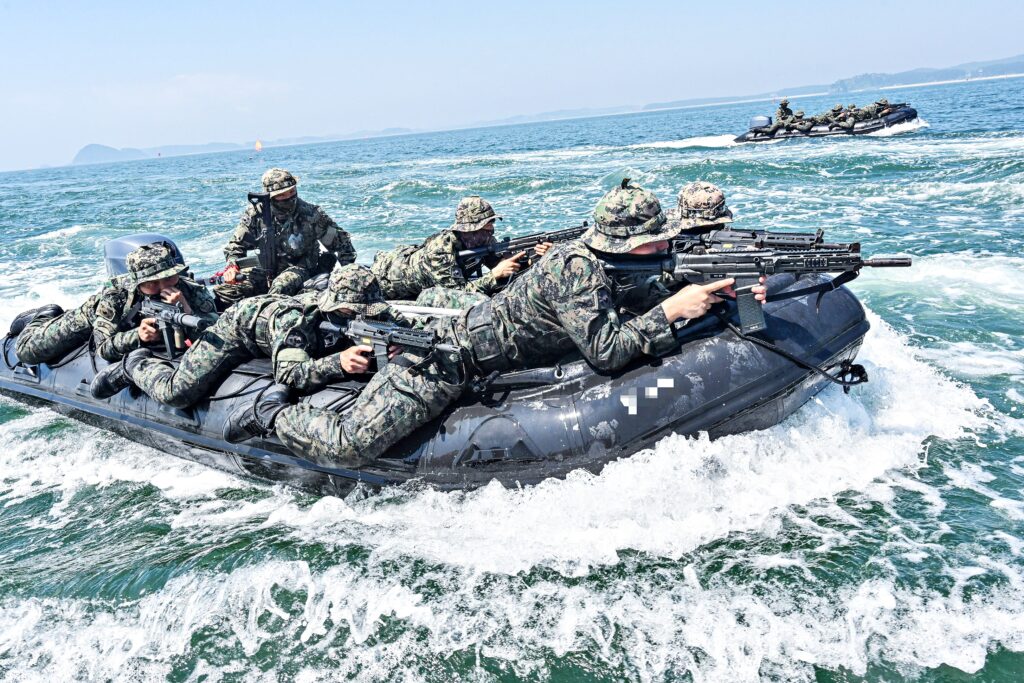 "무적 해병·상승 해병이라더니 왜 이래?" …단 3년 만에 109% 폭증, 해병대에 무슨 일이? 2 관심병사