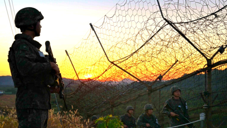 전방 경계 근무