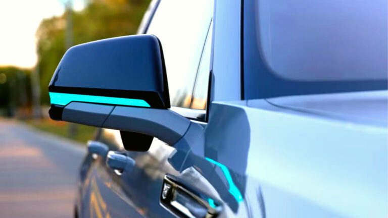 자율주행 작동 중 점등되는 사이드미러 표시등