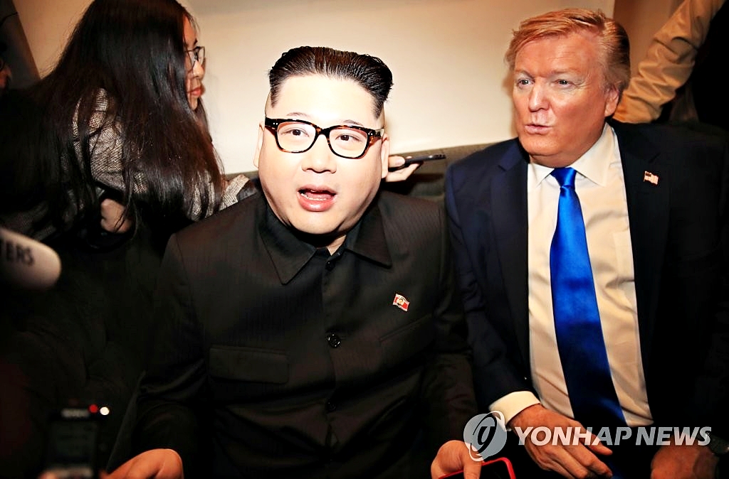 "이러다가 아오지로 가는 거 아니야?" …북한 역린 제대로 건드린 '이 남자', 대체 무슨 일? 3 가짜 김정은