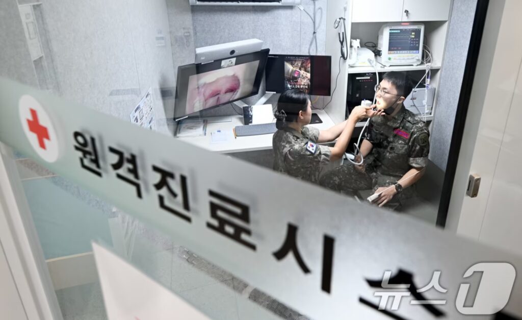 "요즘 누가 군의관 해요" 의대생들 돌변에… '시한폭탄' 켜진 한국 '초비상' 5 군의관