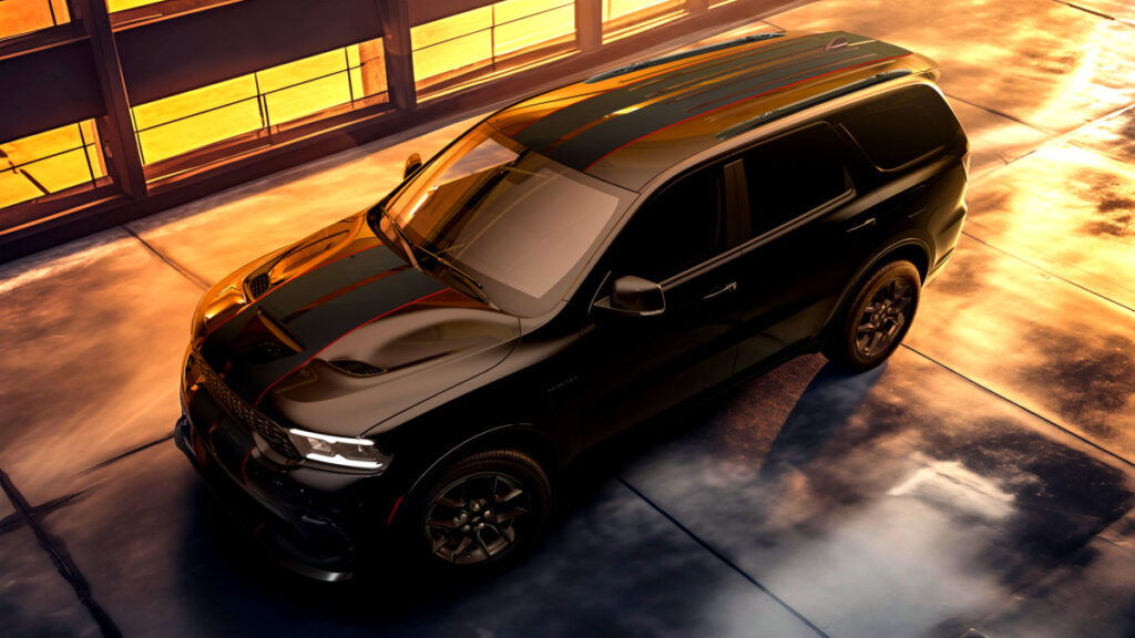 "팰리세이드 시대 끝?"...아빠들 심장 저격한 '현실 드림카', 정체에 '화들짝' 1 2026 닷지 듀랑고