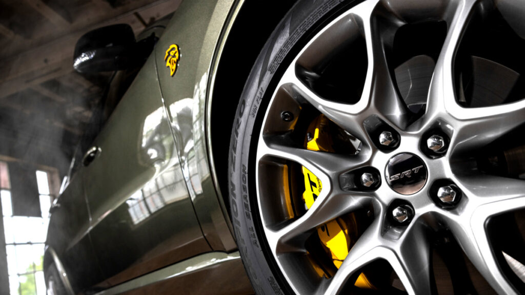 "팰리세이드 시대 끝?"...아빠들 심장 저격한 '현실 드림카', 정체에 '화들짝' 4 2026 닷지 듀랑고