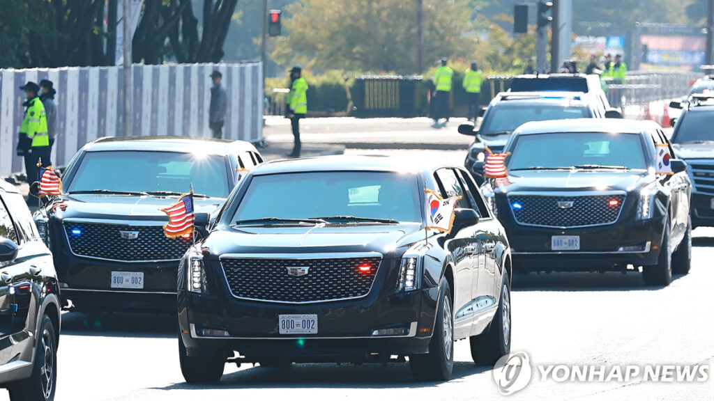 "李 대통령 '뚝심' 제대로 먹혔다"…트럼프·시진핑 앞 '한국의 저력' 꺼내자, 현장 '발칵' 3 제네시스 G90