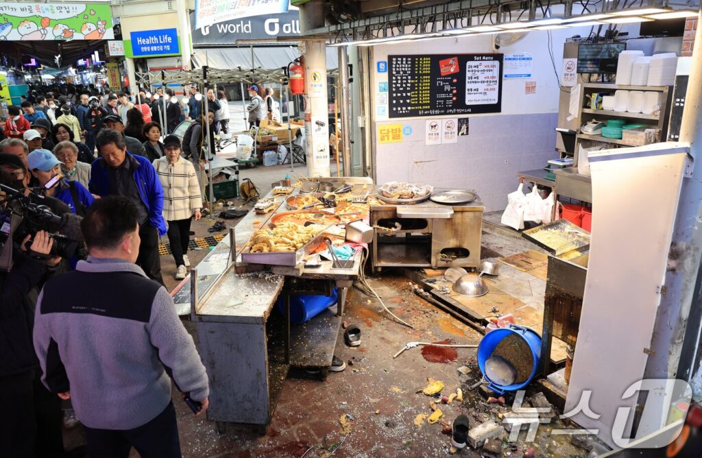 "억울해 미치겠다" 급발진 주장하더니...'진짜 원인' 밝혀지자 '발칵' 2 부천 시장 트럭 사고