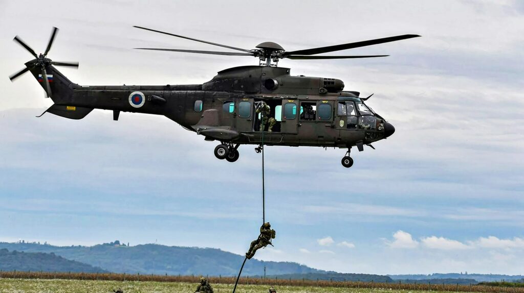 "전쟁 위협 앞에 어쩔 수 없어" …끝내 '이것'까지 검토하는 유럽, 한국군도 가능할까? 2 징병제