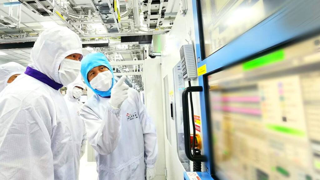 삼성·LG도 아닌데 "120조 잭팟"...13년 공들인 탑 "또 대박났다" 1 SK그룹 수출 성장