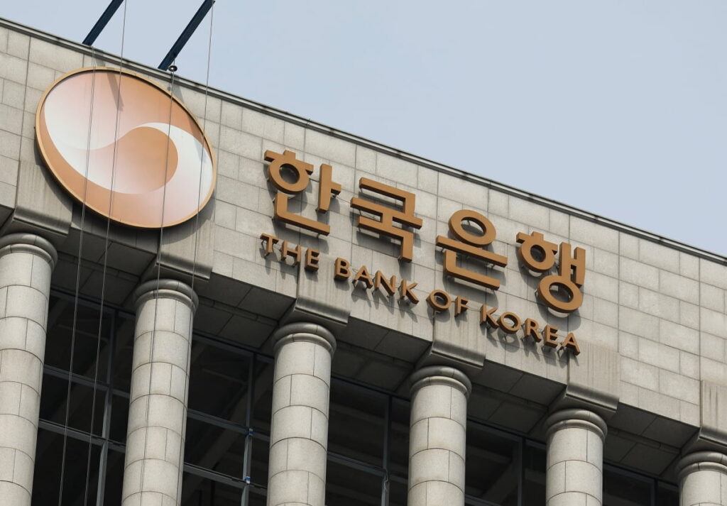 "전쟁 난 줄 알았다"...비상계엄 때보다 '심각한 상황', 정부까지 '발칵' 4 고환율 물가 압박