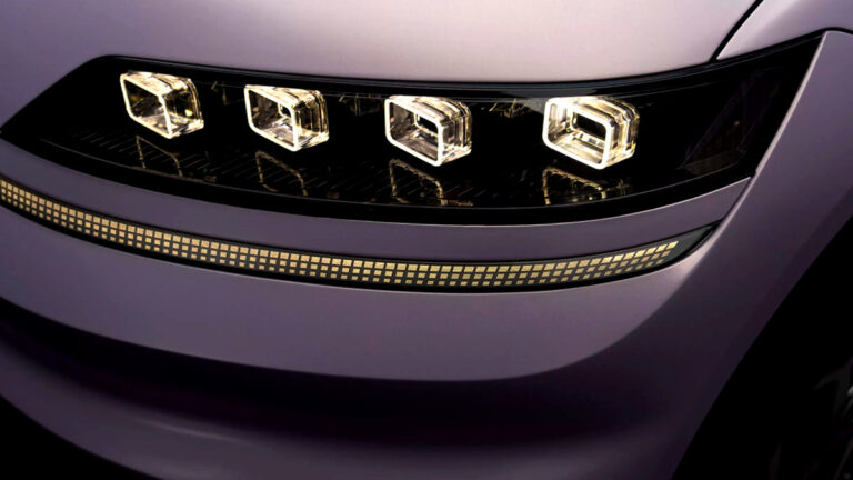 현대차 엘렉시오 출시