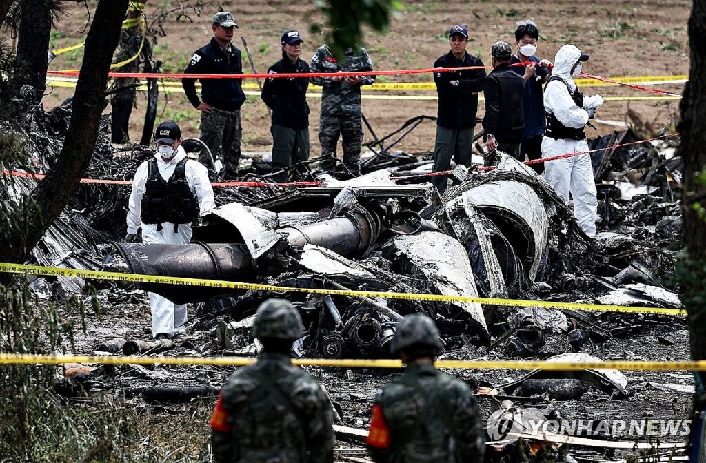 4명이나 희생되었는데 "알고 보니 인재였나?" …소 잃고 외양간 고치려는 해군, 대체 왜? 5 초계기 추락