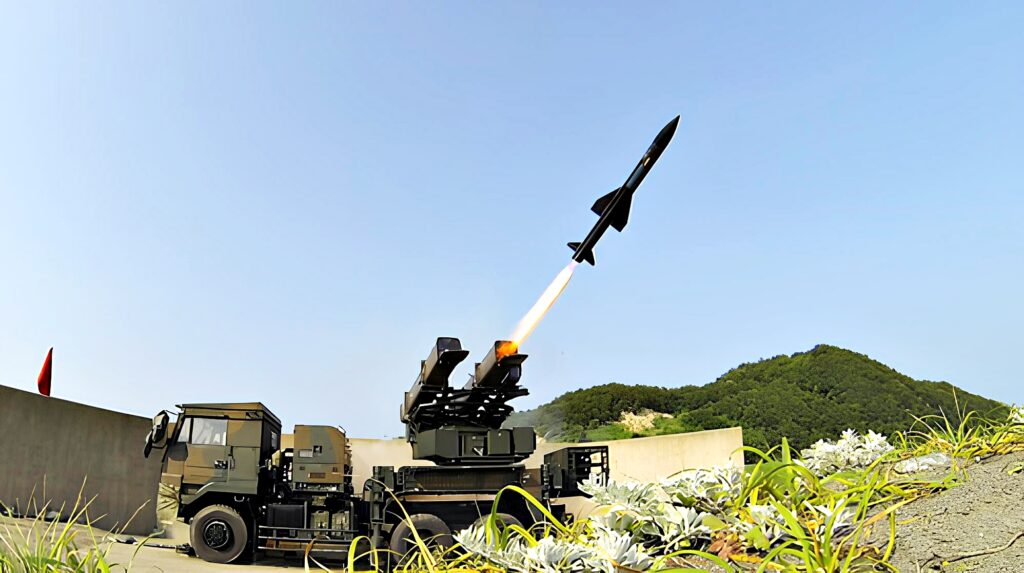 "중국 목에 제대로 칼을 겨눴다" …일본이 꺼내든 '특단의 비책', 과연 무슨 전략이길래? 2 일본 미사일