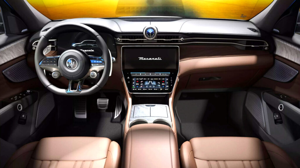 마세라티 루미나 블루