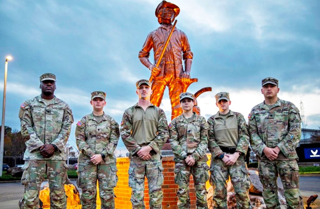 "미국의 심장부가 뚫렸다" …역사상 '최악의 사태', CIA가 직접 키운 부대인데 '이럴 수가' 5 주방위군
