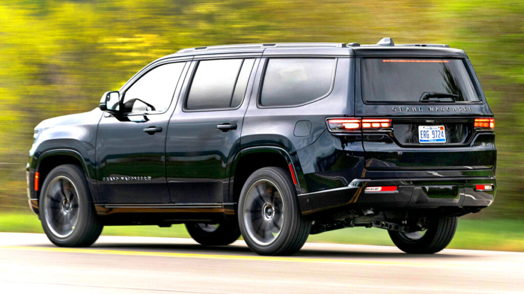 "팰리세이드 독주 끝났다"...'아빠들 로망'인 이 車, 첫 SUV 출시에 '환호' 3 램 SUV 시장 진출