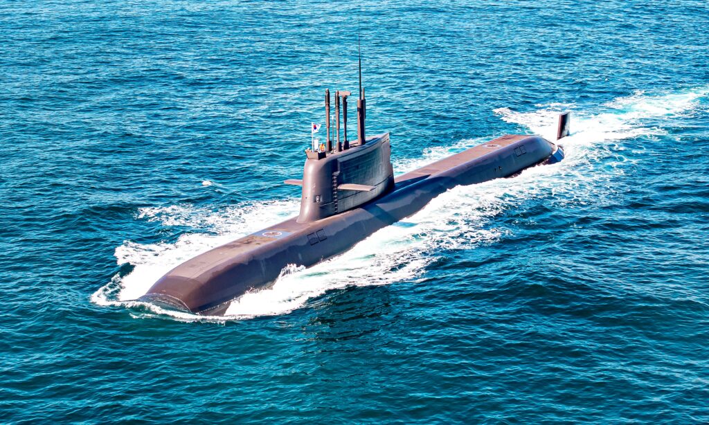 "제발 한국이 군함 건조 맡아주세요" …필리핀·페루 이어 또 노다지, 돈 쓸어 담는 비결이 뭐길래 5 HD현대중공업