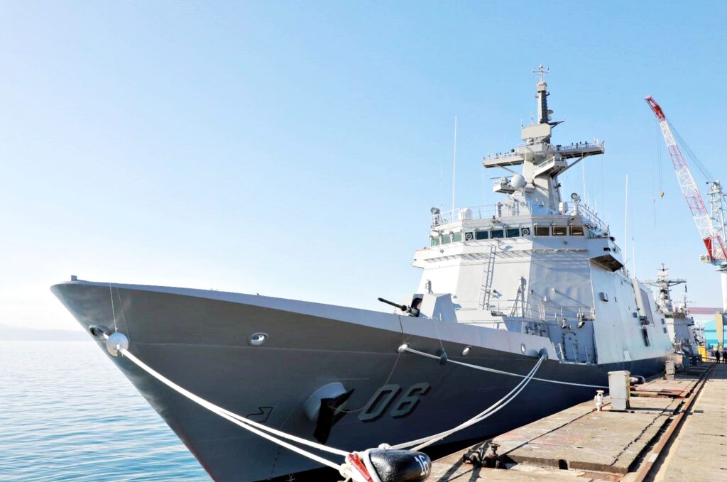 라자 술라이만급 원양 초계함