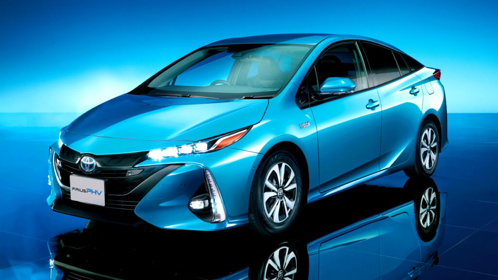 3천만 원대 → 800만 원대 ‘뚝’…잔고장 없는 ‘연비 25km/L’ 차, 가성비에 ‘관심 폭발’ 2 프리우스 중고차 주목