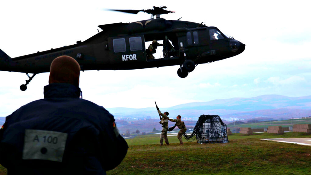 "머리 위 날아든 실탄 30발에 아연실색" …훈련 도중 부상까지, 경찰 출동이 불러온 '나비효과' 1 독일군