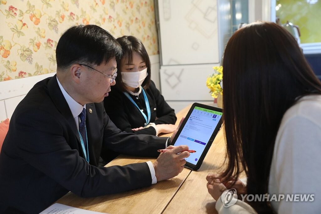 "감쪽같이 속았다"…고령층 두 번 울리는 교묘한 함정, 전국이 '비상' 5 인구주택총조사 사칭