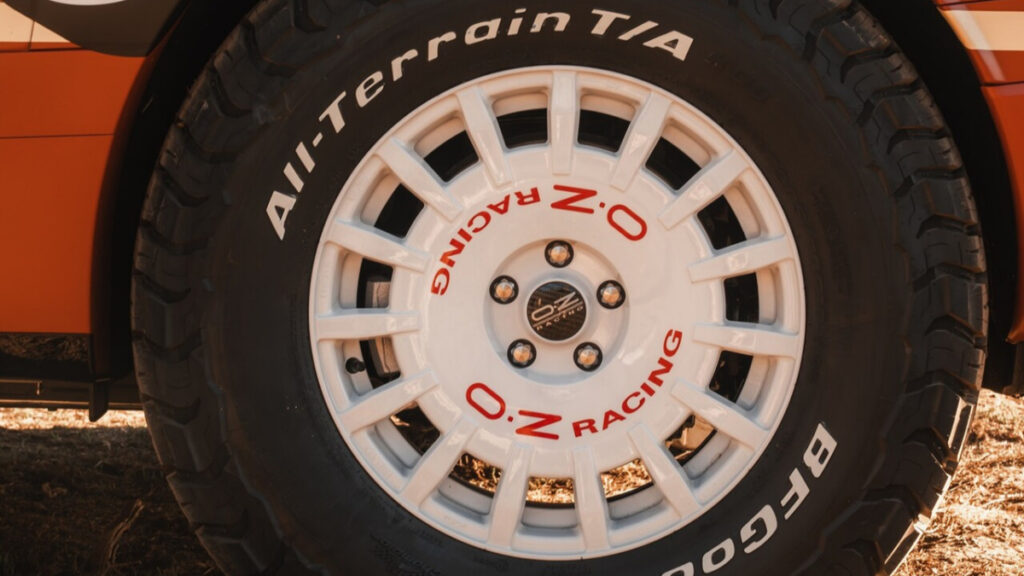 "내가 알던 현대차 맞나?"…아빠들 취향 반영해 디자인 '싹다' 바꾼 '이 車', 전시장 '발칵' 3 아이오닉 9 오프로더 콘셉트