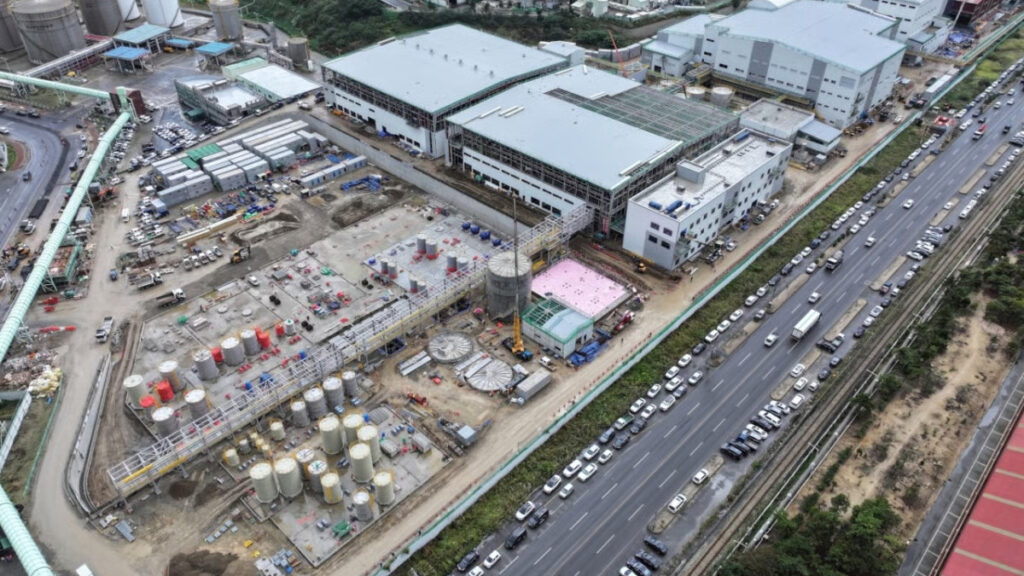 "자동차 싹 다 바꿔라"…트럼프 '초강력 지시'에 韓 "수십조" 황금 기회 4 울산 온산국가산업단지 내 LS MnM 'EVBM 온산' 건설 현장