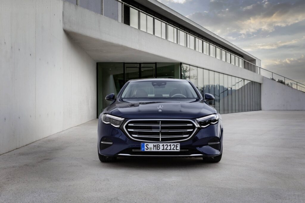 "천만 원이나 깎아준다고?"…아빠들의 드림카, 줄줄이 할인에 '지금이 기회' 2 12월 파격 할인