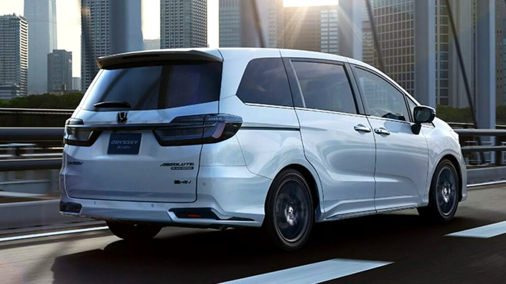 “기름 냄새만 맡아도 간다”…카니발 가격에 잔고장까지 없는 ‘괴물 미니밴‘ 등장 4 혼다 오디세이 2026