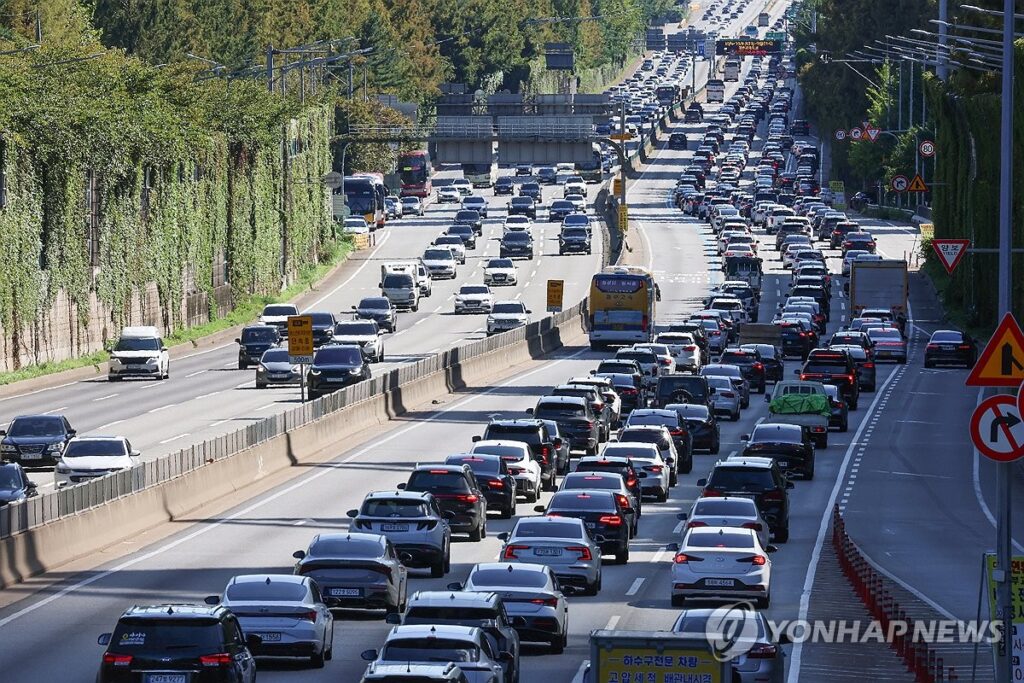 1차로 저속주행 "싹다 없앱니다"...드디어 칼 빼든 정부, 고속도로 '천지개벽' 2 장거리 전용 차선 도입