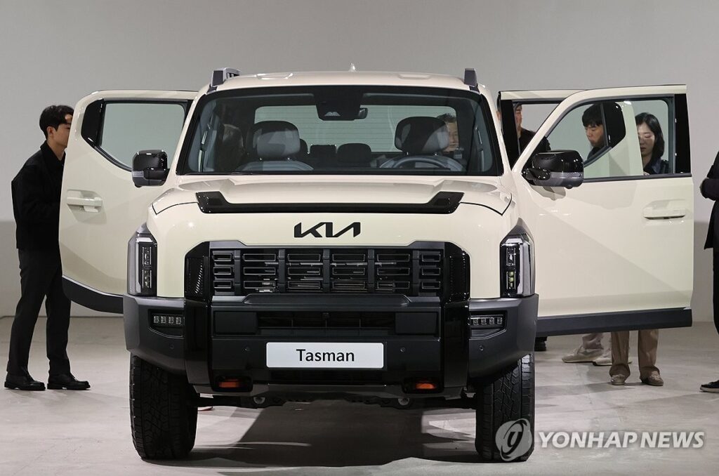 '대박' 꿈꿨는데 "중국차에 치여 고작 3천 대?"...기아 '초비상 상황' 터졌다 3 기아 타스만 판매 부진