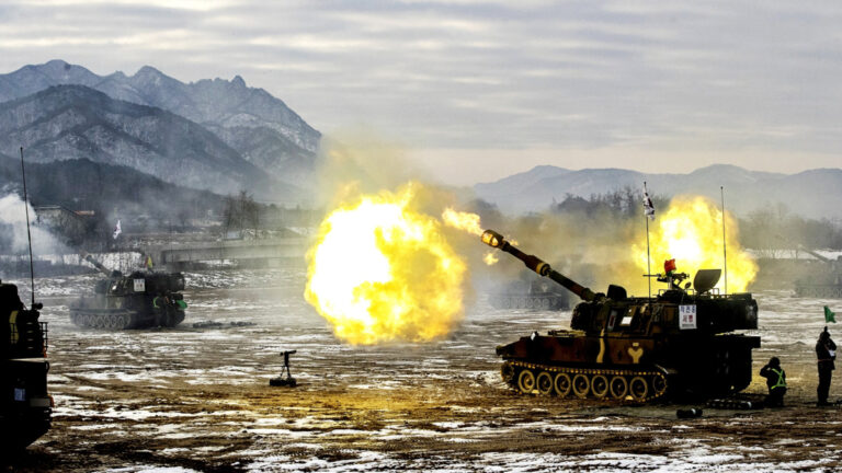 육군 포탄 사격 훈련