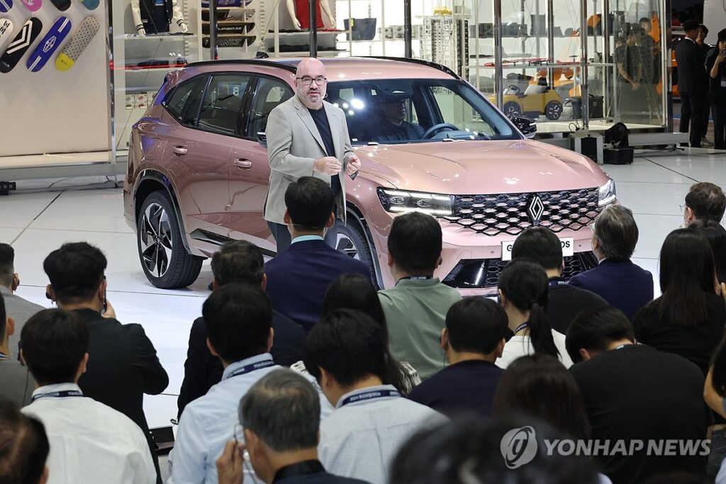 "르노 그랑 콜레오스 샀다가 '피눈물'"…잘나가나 싶더니 1년 만에 "천만 원 뚝" 2 그랑 콜레오스 가격 하락