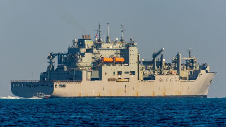 USNS 어밀리아 에어하트함