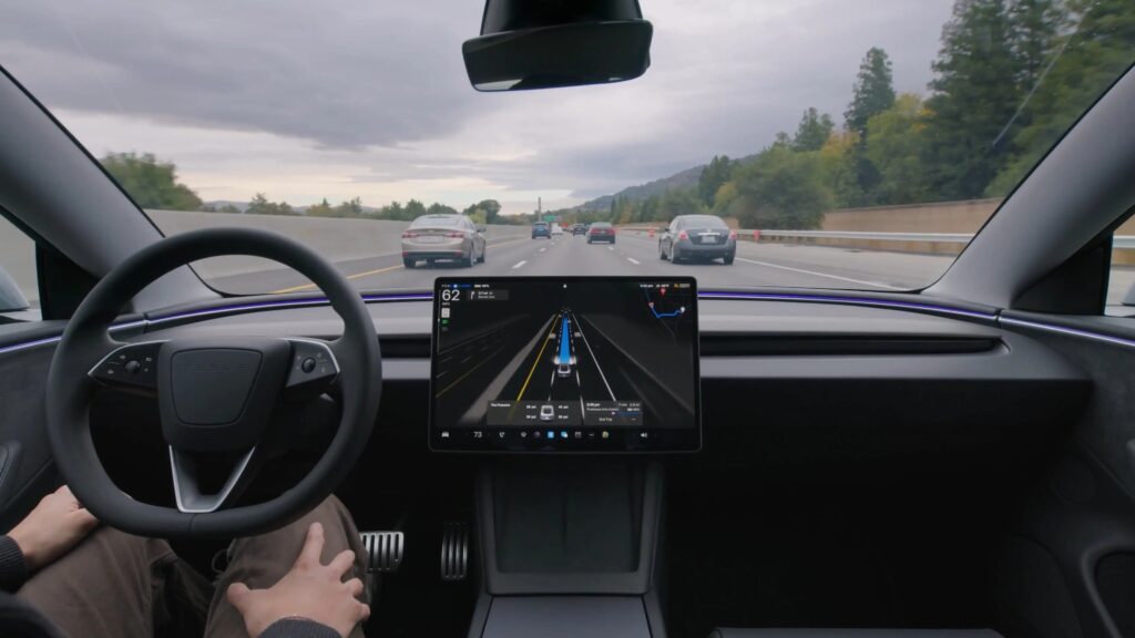 "현대차 비상 걸렸네요"...'이 영상' 쫙 퍼지자 "죄다 이걸로 넘어간다" '난리' 3 테슬라 FSD 변화