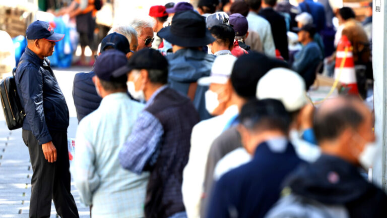 테슬라 로보택시 앱 출시