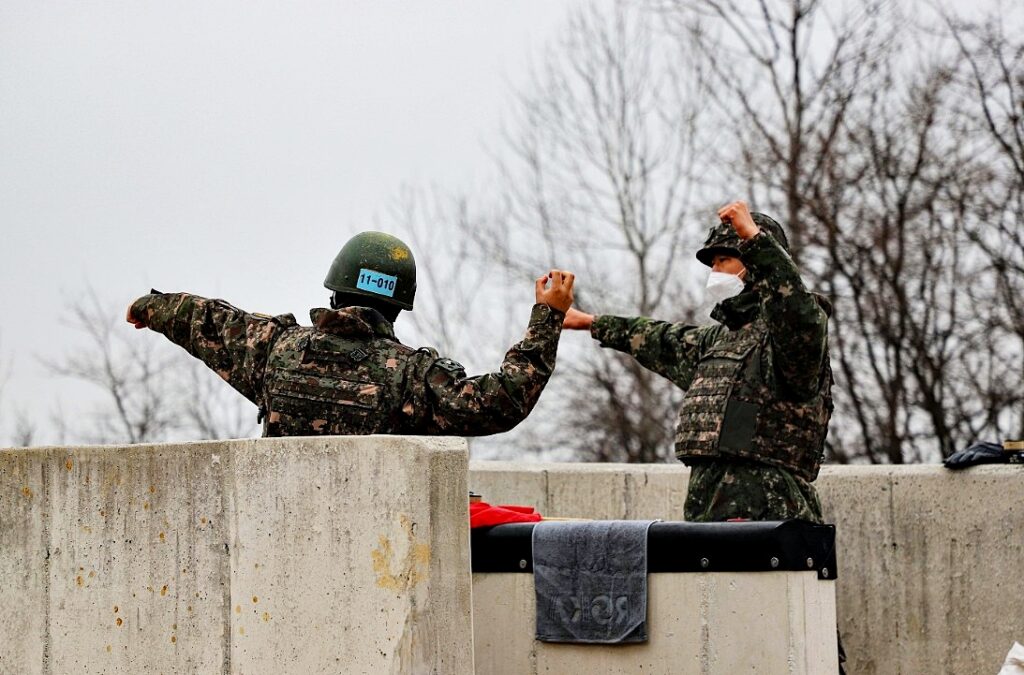 군대 갈 사람 없다더니 "다 이유가 있었네" …병무청 발표에 '화들짝', 대체 뭐 하고 있었나 '분통' 3 병역 기피