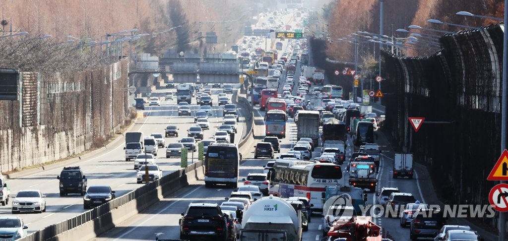차 살 때 '천만 원' 아끼려면 "'이것'부터 확인하세요"…딜러도 놀라는 꿀팁 4 12월 중고차 시세
