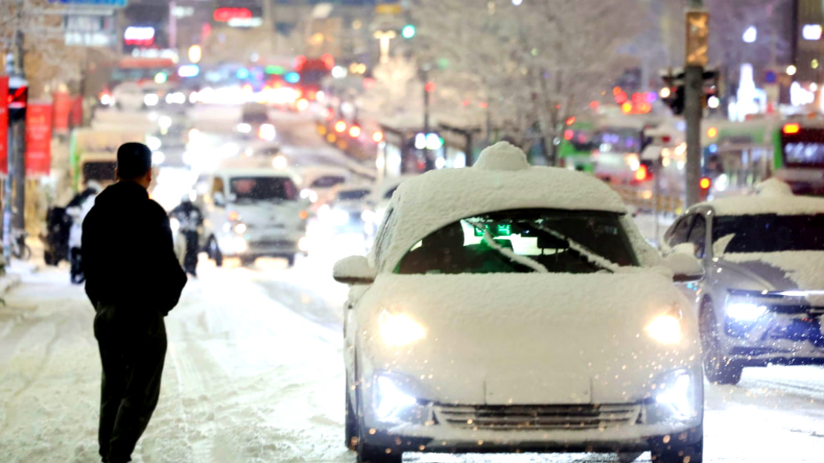 겨울철 와이퍼 세우기