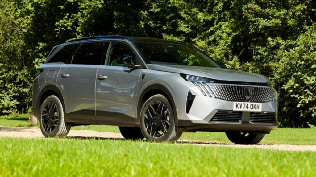 푸조 5008 하이브리드