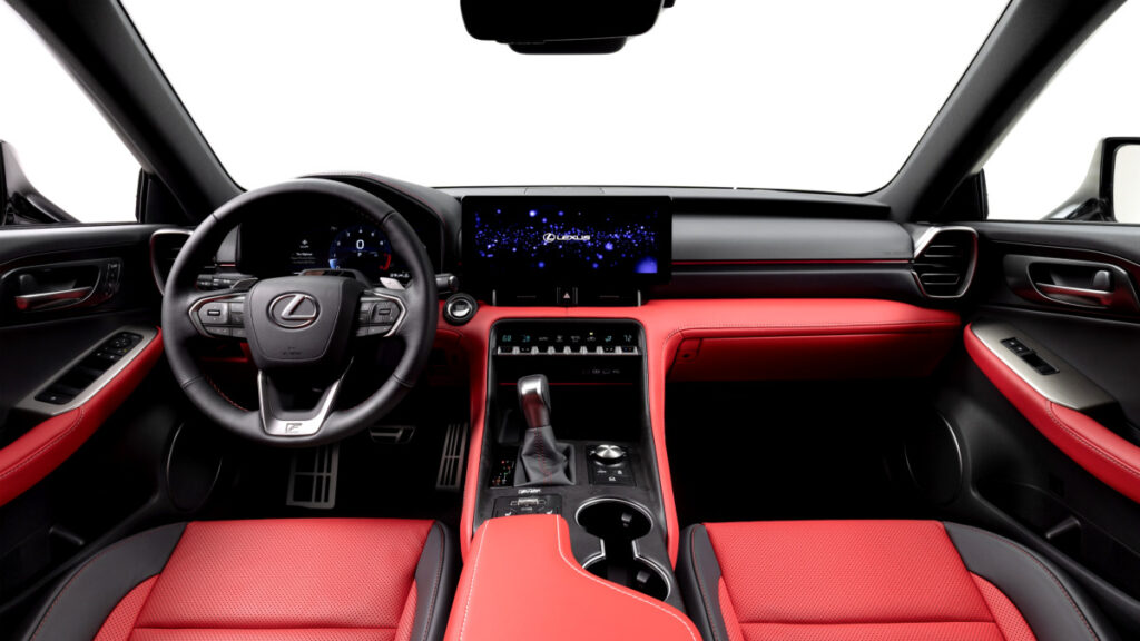 "제네시스 G70 단종된다는데"...뜻밖의 신차 등장에 아빠들 '웃음꽃 활짝' 2 2026 렉서스 세단 IS