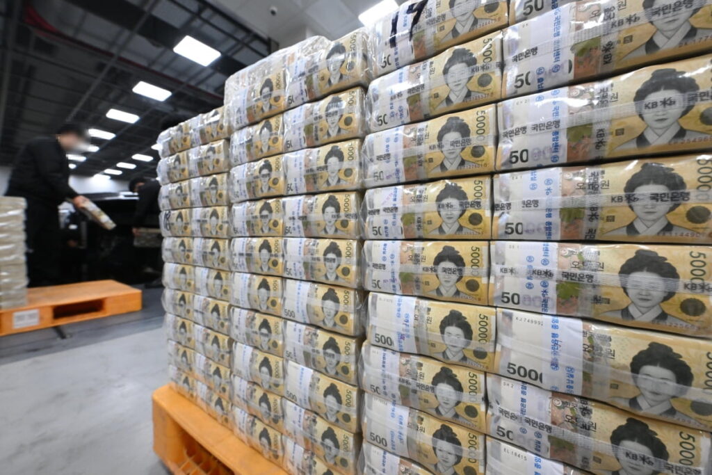 한국은행 지원 기한 연장