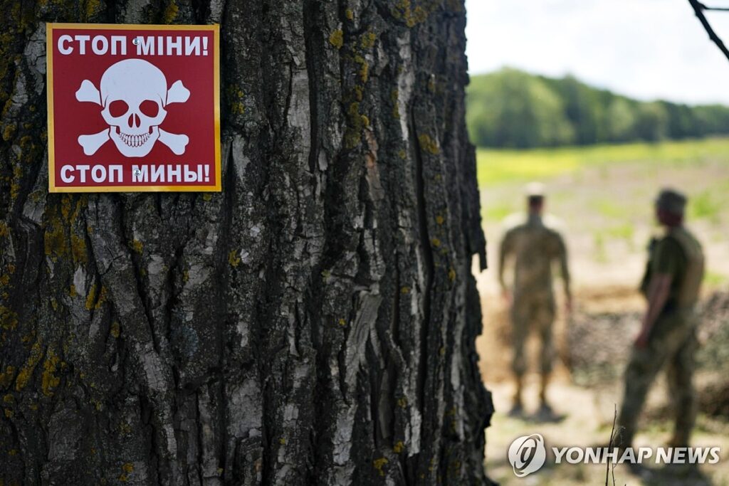 "군인은 목숨 걸고 싸우고 있는데" …역대 최악의 비리 터졌다, 대체 얼마나 빼돌렸나 봤더니 3 방산 비리